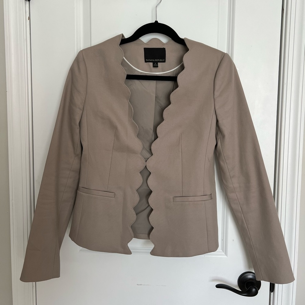 Banana Republic Scalloped Blazer